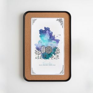 Boîte à souvenirs personnalisée contenant livres mémoire, photos anciennes et lettres manuscrites.